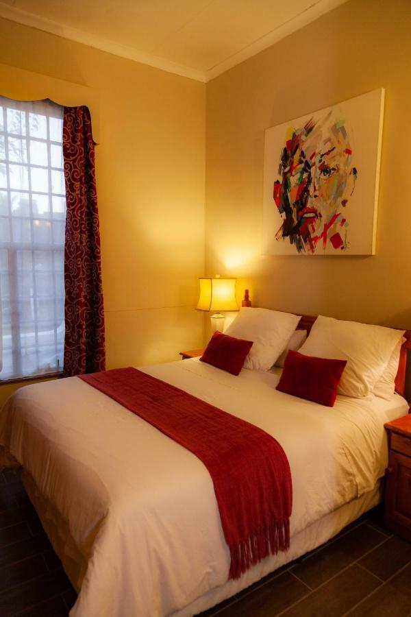 Constantia Guest Lodge Претория Екстериор снимка
