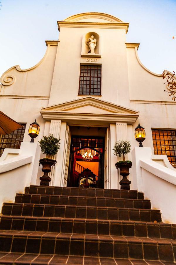 Constantia Guest Lodge Претория Екстериор снимка